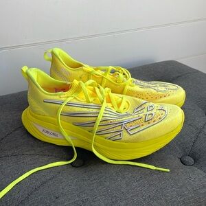 New Balance FuelCell SuperComp Elite v3 carbon racing shoes